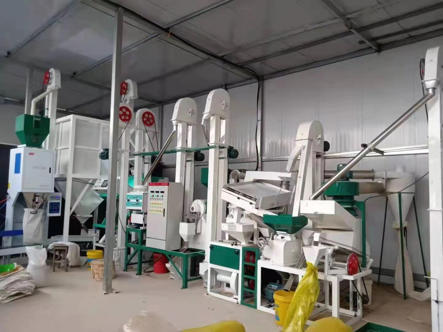 小型大米加工设备